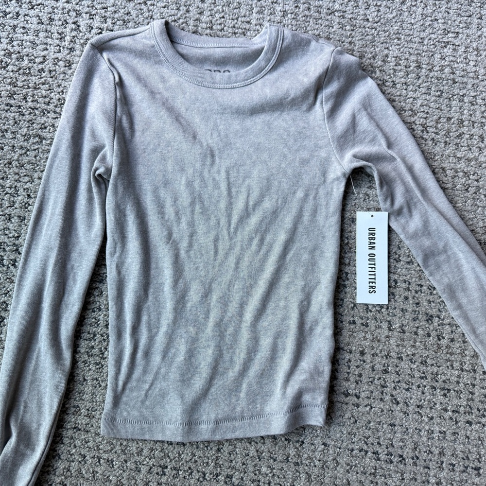 NWT BDG Gray Fitted Ribbed Long Sleeve Tee